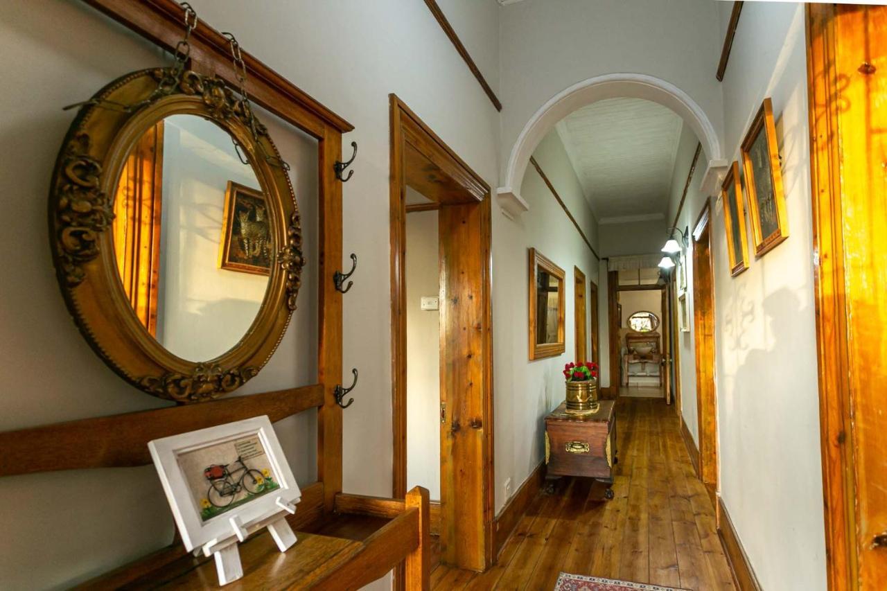 Villa Ravenscliff Self Catering à Oudtshoorn Extérieur photo