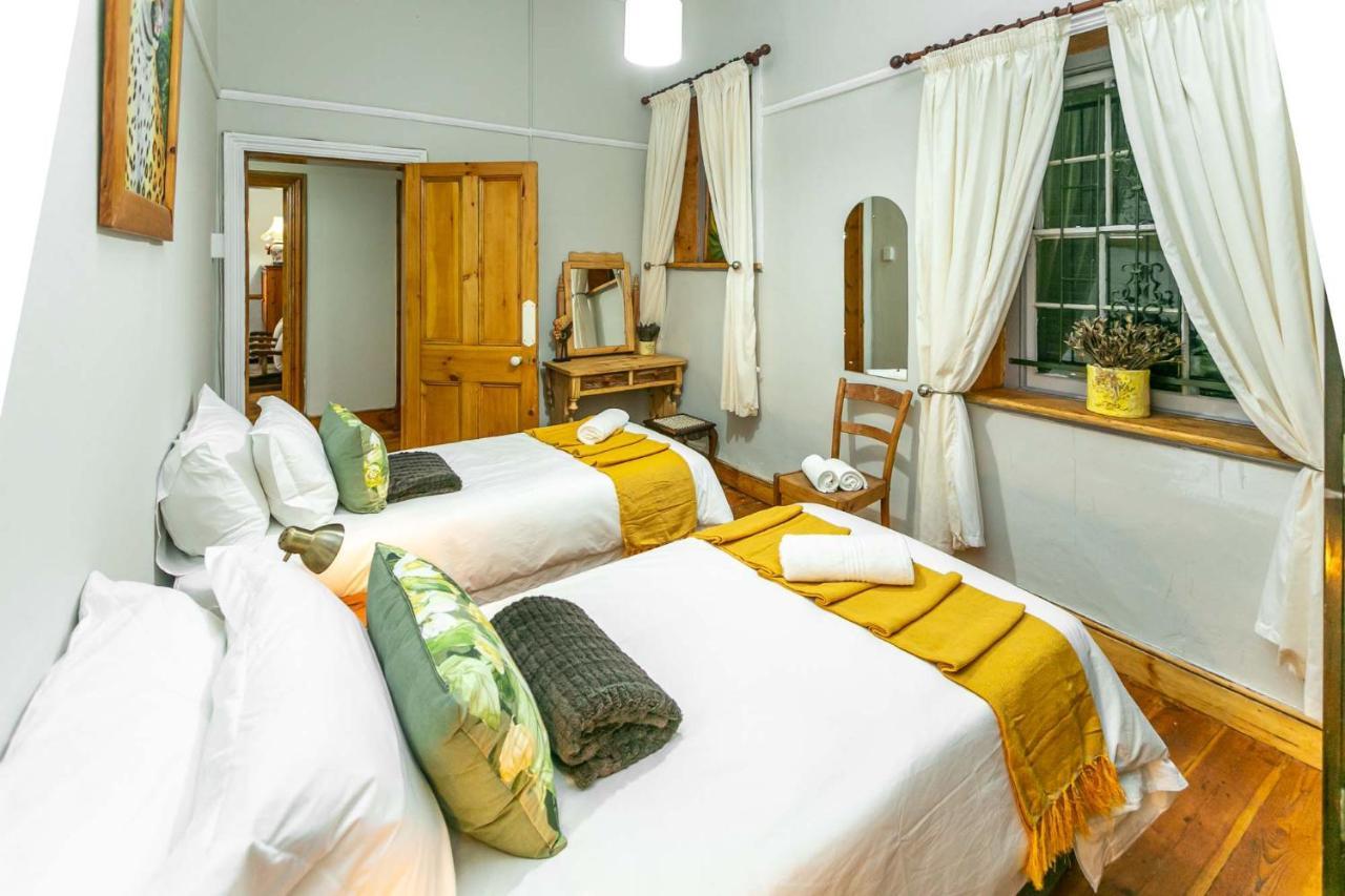Villa Ravenscliff Self Catering à Oudtshoorn Extérieur photo