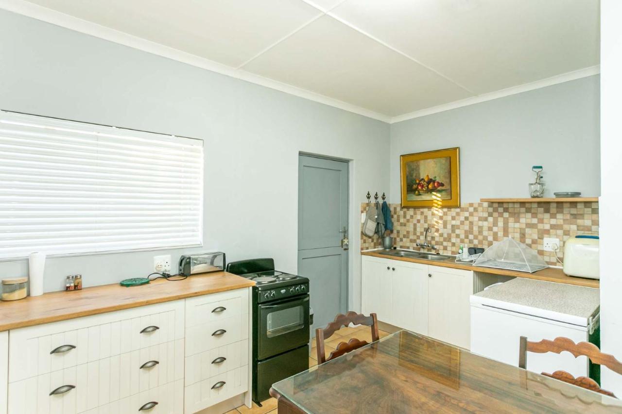 Villa Ravenscliff Self Catering à Oudtshoorn Extérieur photo
