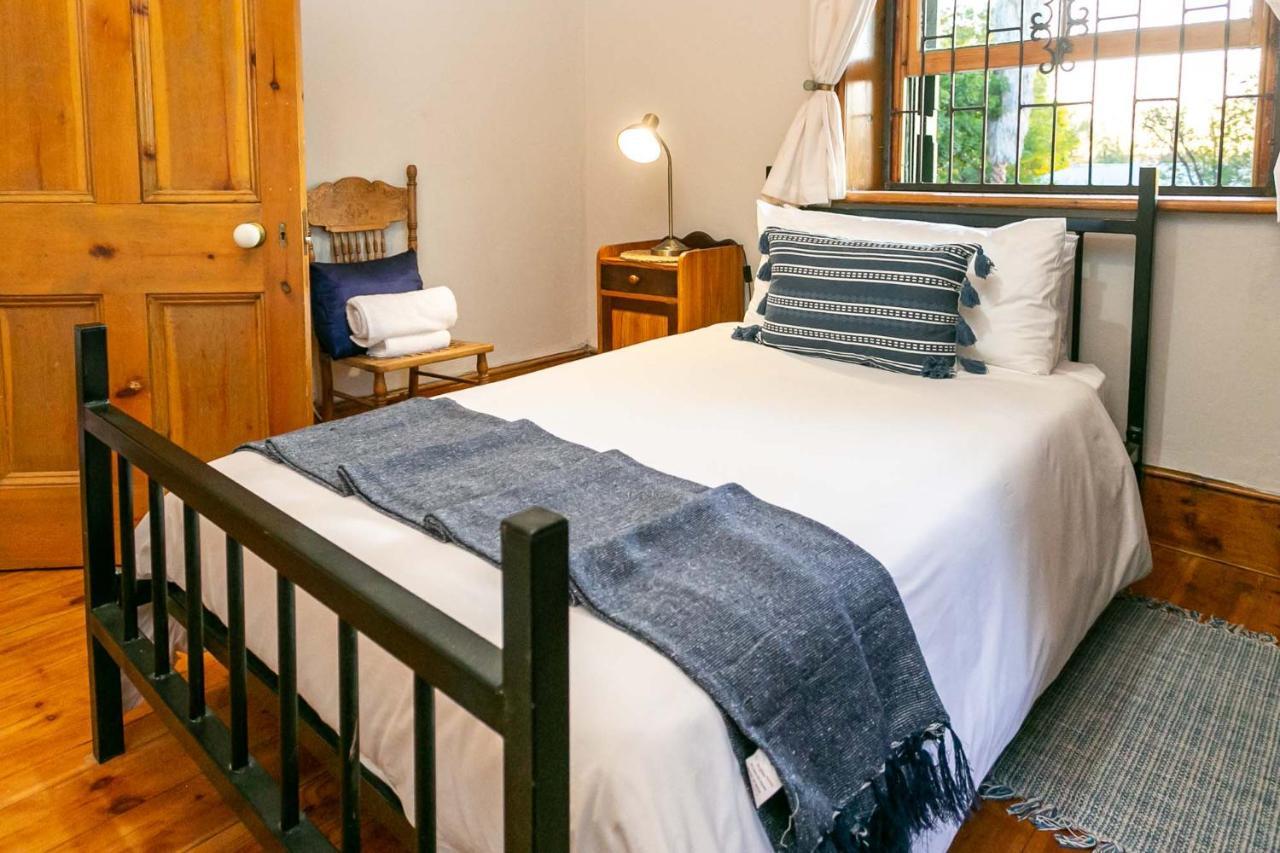 Villa Ravenscliff Self Catering à Oudtshoorn Extérieur photo