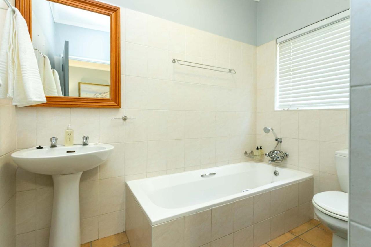 Villa Ravenscliff Self Catering à Oudtshoorn Extérieur photo